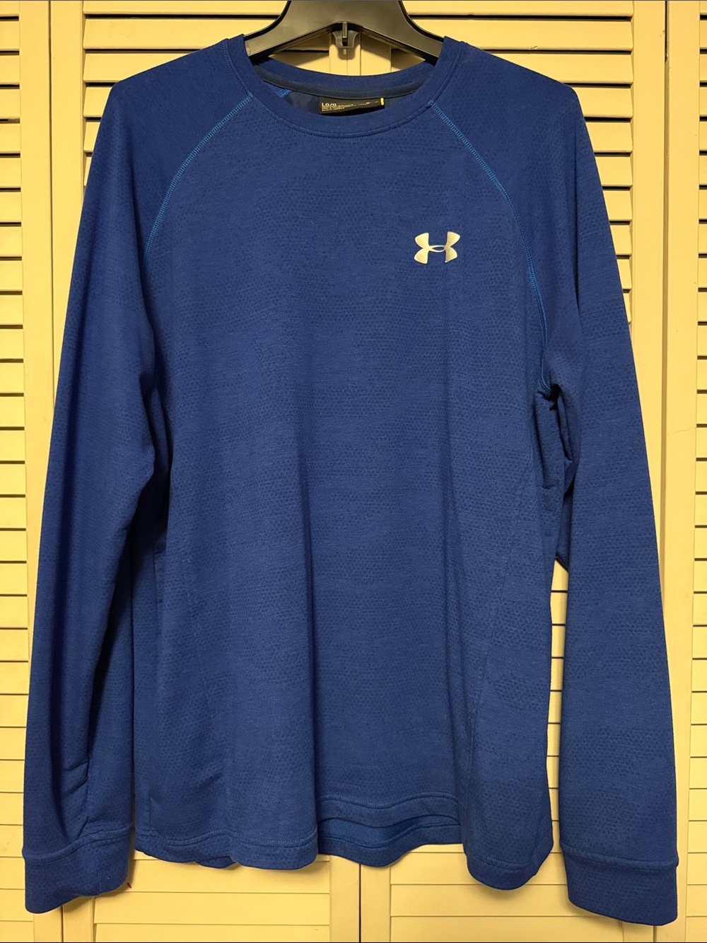Under Armour Men's Royal Blue Long Sleeve Crew Performance Shirt